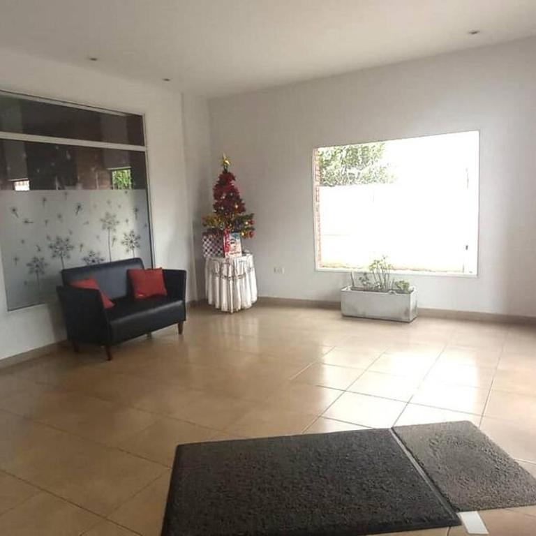 Depto. 3 ambientes, ideal familias, muy luminoso. - Apartamento de 2 dormitorios - 7