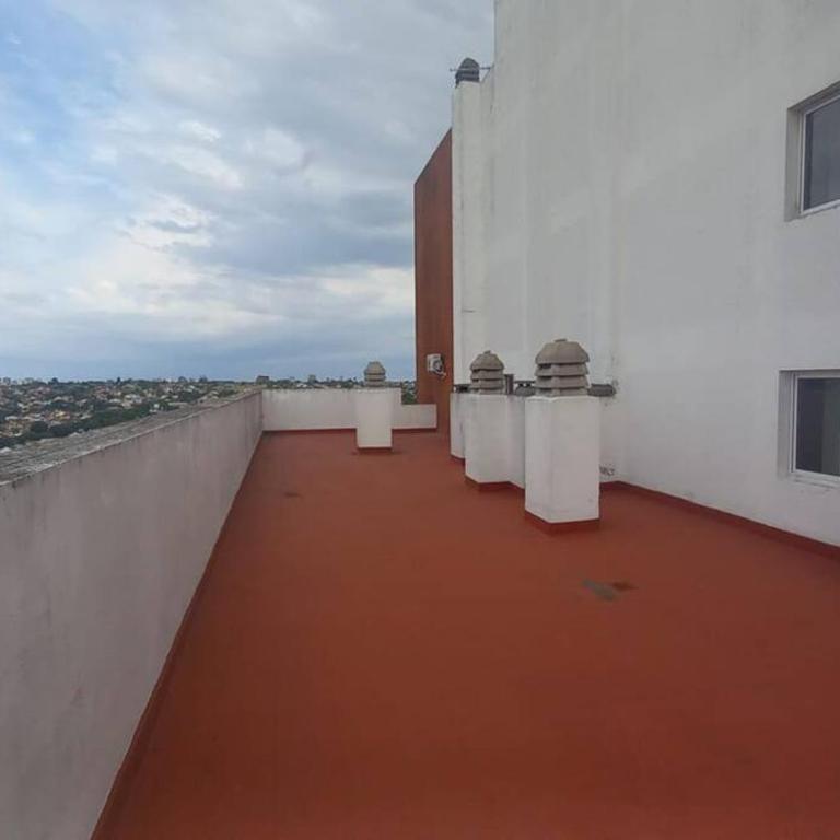 Depto. 3 ambientes, ideal familias, muy luminoso. - Apartamento de 2 dormitorios - 9