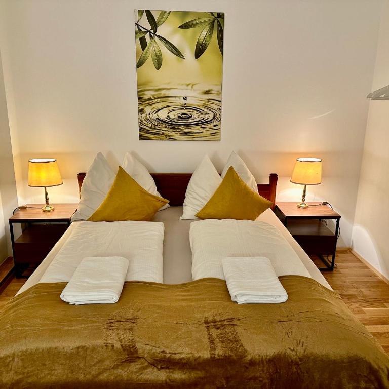 The Peaceful Garden Family Stay with Free Parking - Ferienhaus - 40