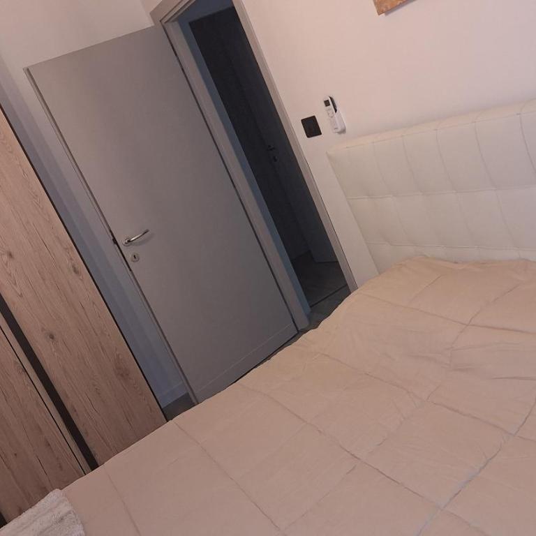 Marcella va a Civita - Camera Matrimoniale con Bagno Privato - 5