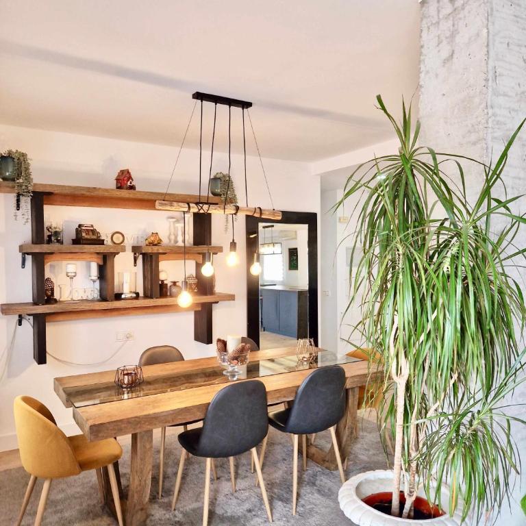 SR Luxury Penthouse Torremolinos - Three-Bedroom Apartment - 19