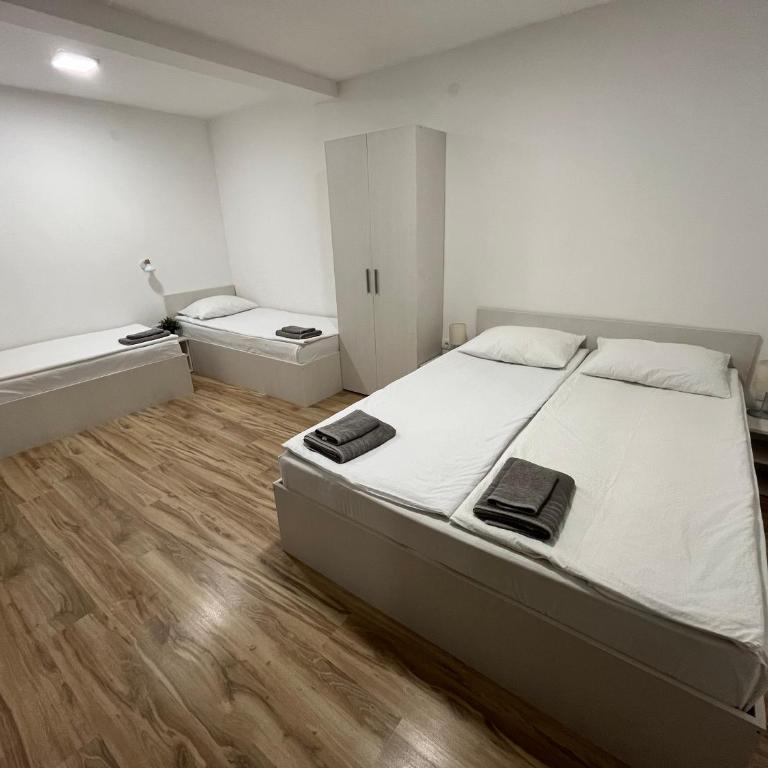 Smeštaj Milutinn - Apartman sa Terasom - 6