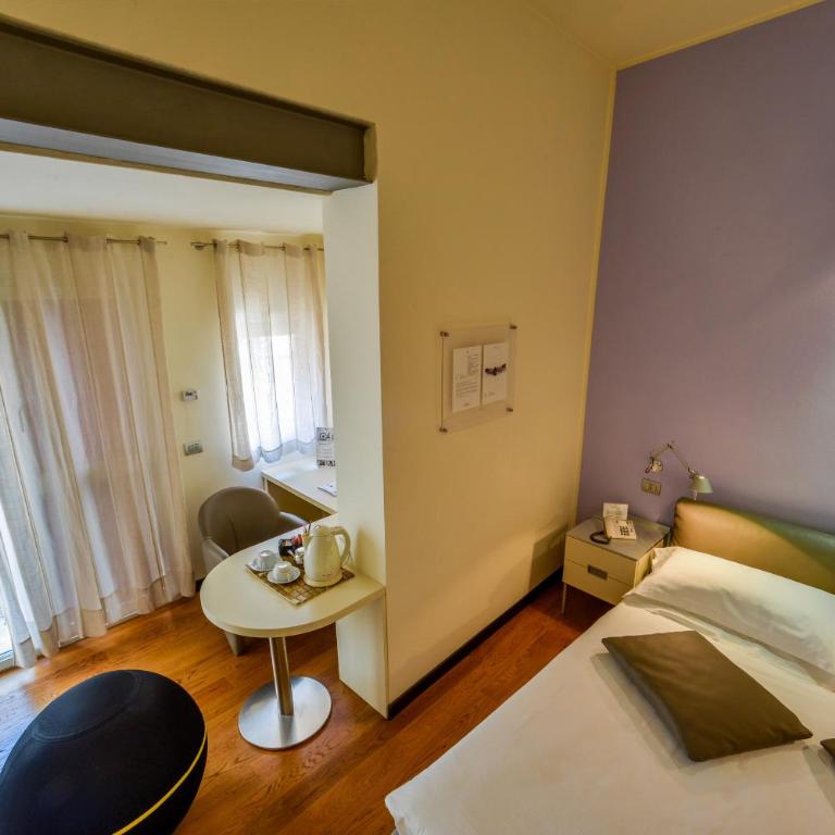 Hotel Annunziata - Camera Matrimoniale Superior - Edificio Separato - 1