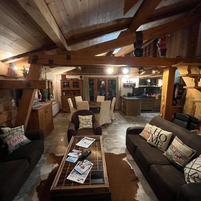 CHALET TOUDBIOLE haut de chalet - Chalet - 13