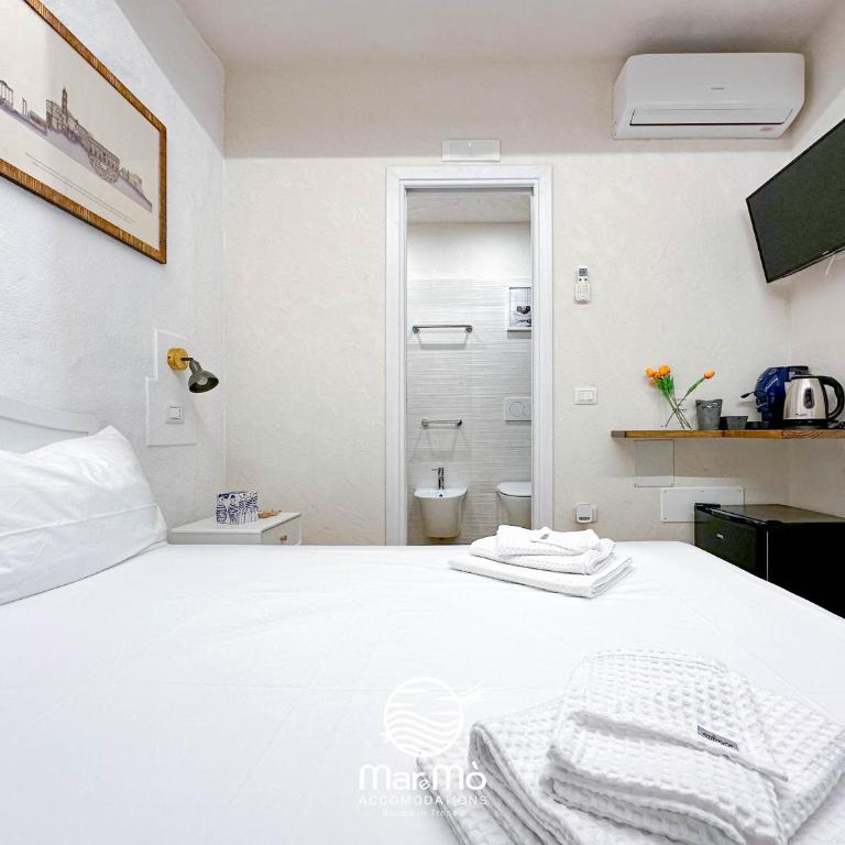 MareMò Accomodations - Rooms in Tropea - Small Double Room - 9