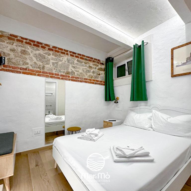 MareMò Accomodations - Rooms in Tropea - Small Double Room - 5