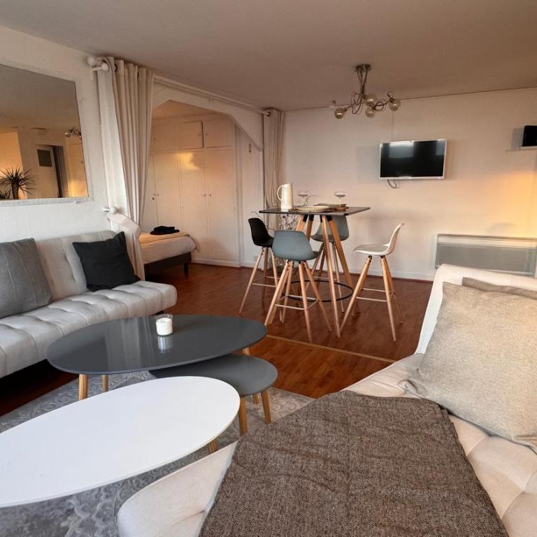 Studio avec vue mer à Pontaillac - Monolocale con Vista Mare - 7