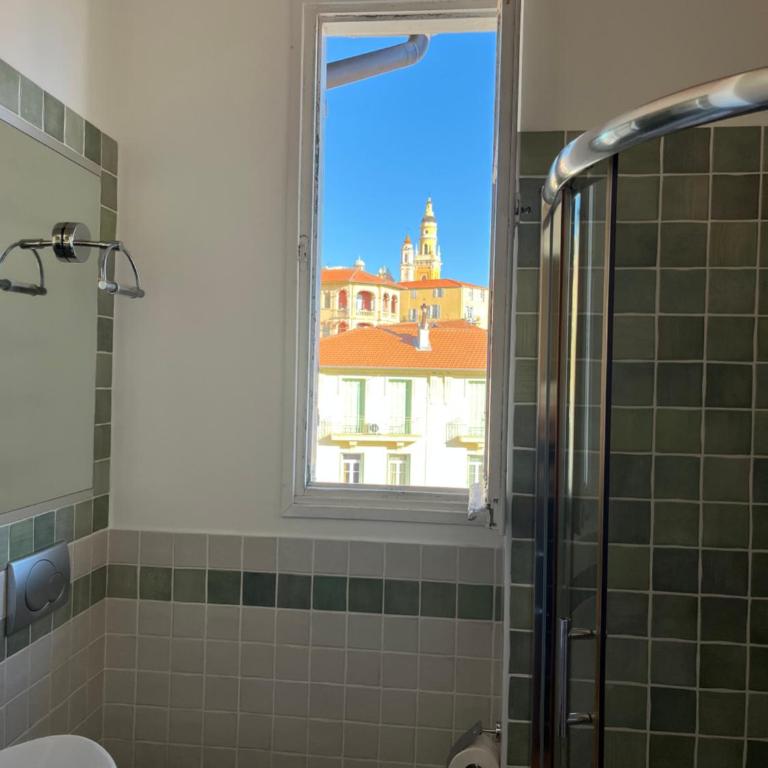 Maison RE- apartment in the center of Menton - Appartamento con 2 Camere da Letto - 22