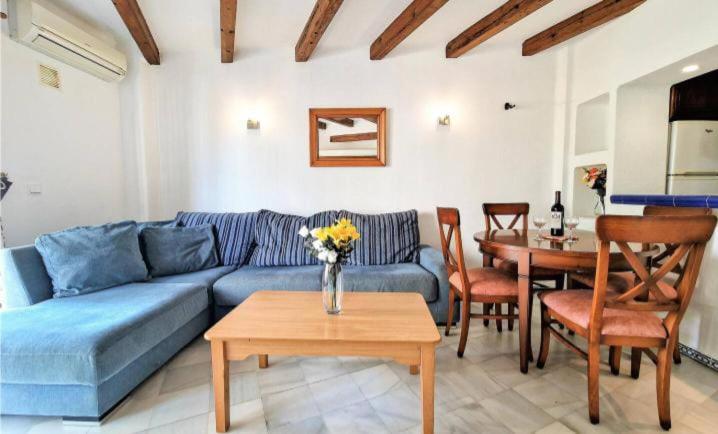 Apartamento dos habitaciones playa Torrevieja - Two-Bedroom Apartment - 9