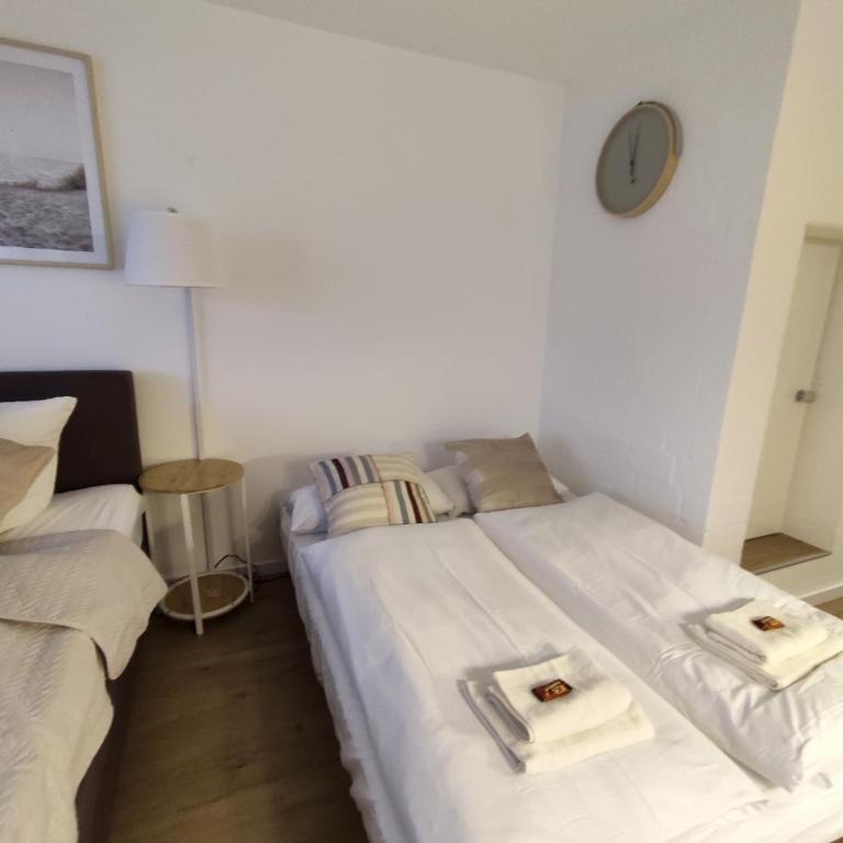 Sauna, Pool und Gartenzugang oder Balkon - Appartement 1 Chambre - 3