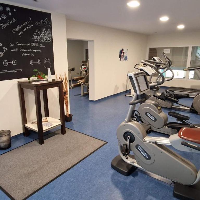 Sauna, Pool und Gartenzugang oder Balkon - Appartement 1 Chambre - 10