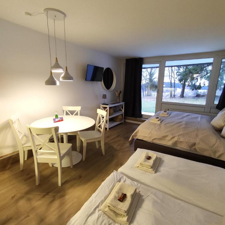 Sauna, Pool und Gartenzugang oder Balkon - Appartement 1 Chambre - 15