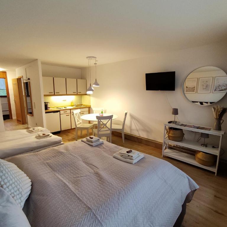 Sauna, Pool und Gartenzugang oder Balkon - Appartement 1 Chambre - 20