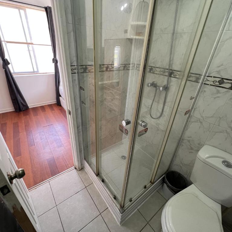 Hostal Arlegui - Viña Centro - Double Room with Private Bathroom - 3
