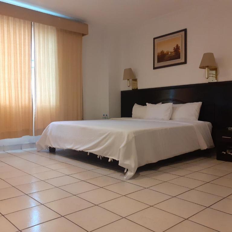 HOTEL DORAL - Suite Deluxe - 1