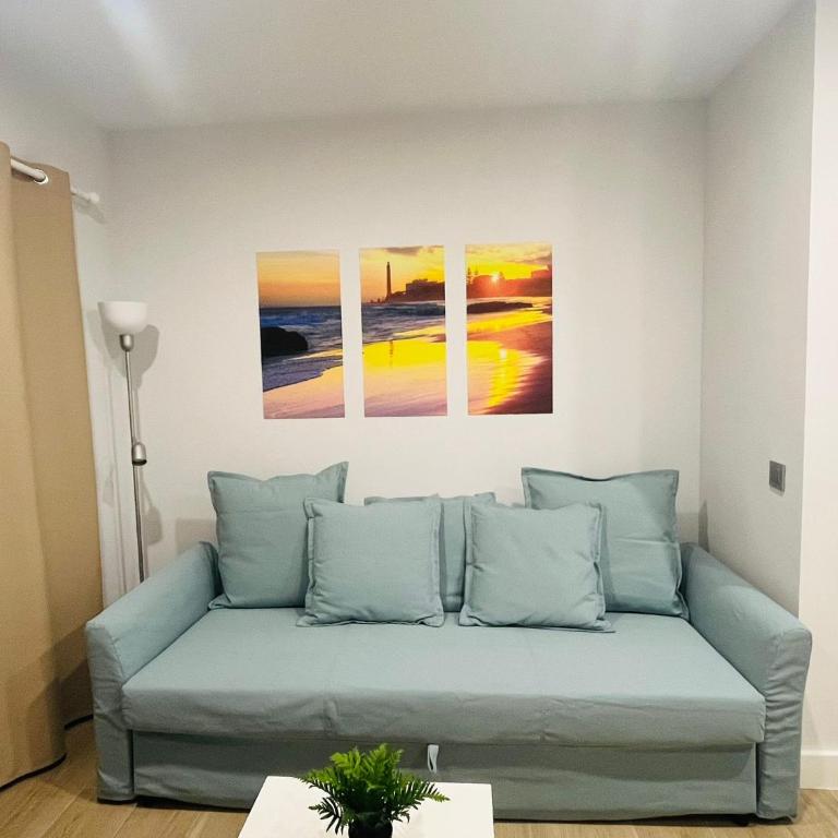Home La Naval - One-Bedroom Apartment - 17