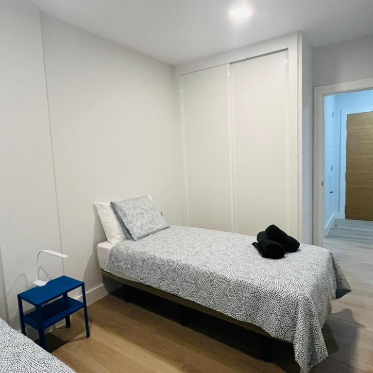 Home La Naval - One-Bedroom Apartment - 9