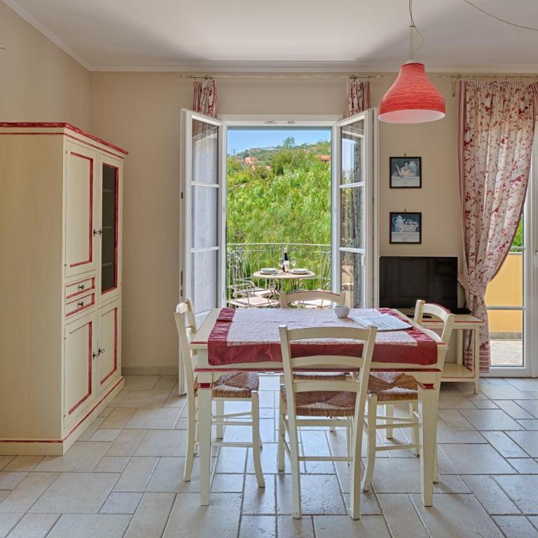Casa Vacanze Nel Giardino di Renzo - Mareri apartments - Appartamento con Vista Giardino - 2