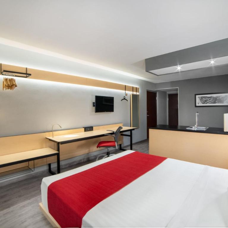City Express by Marriott Puebla Centro - Suite con sofá cama - Cama grande - 3