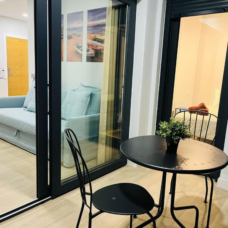 Home La Naval - One-Bedroom Apartment - 46