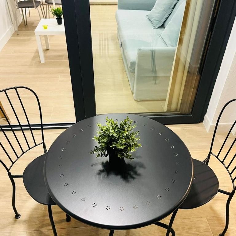 Home La Naval - One-Bedroom Apartment - 42