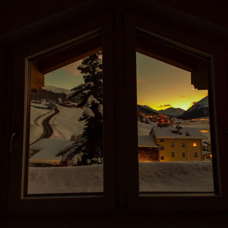White Pine Lodge Livigno - Appartamento con 2 Camere da Letto - 15