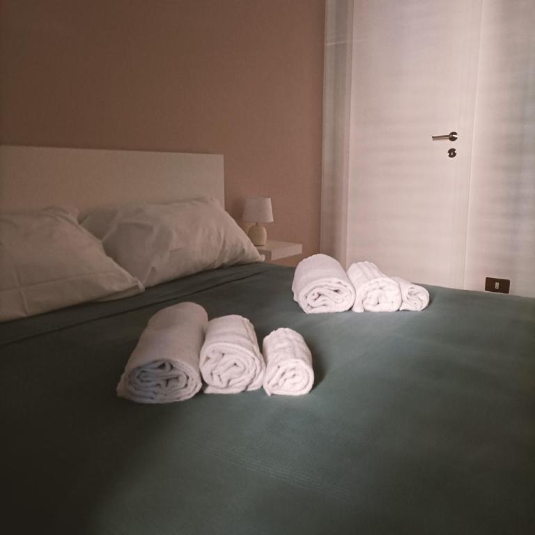 Thalia - Double Room with Private Bathroom - 2