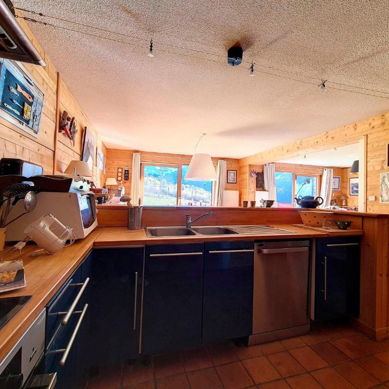 Chalet spacieux avec cheminée et WIFI au Levassay - FR-1-344-1202 - Chalet - 6