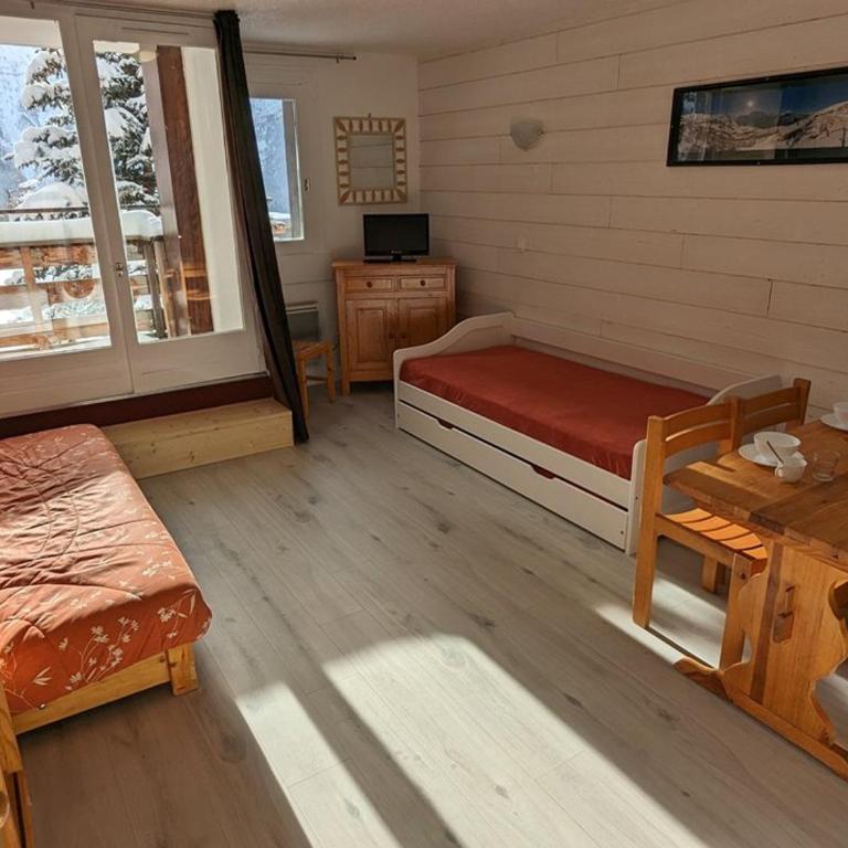 Maxi Studio 6 pers. - 50m des pistes, commerces, piscine, bowling, hammam, sauna - FR-1-262-186 - Appartement - 4