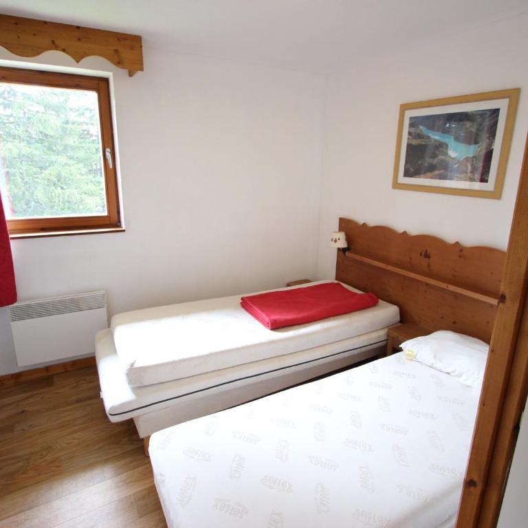 Appartement confortable proche des pistes à Chamrousse - FR-1-549-135 - Appartement - 3
