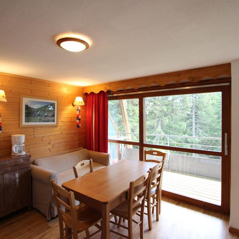 Appartement confortable proche des pistes à Chamrousse - FR-1-549-135 - Appartement - 1