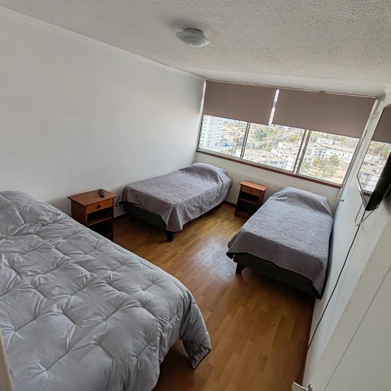 Amplio Departamento Central Piso 11 Frente Casino Luckia - Apartment - 4