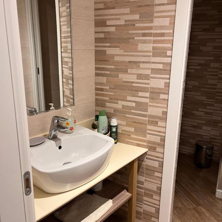 B&B Via Fontana Milano - Deluxe King Room - 21