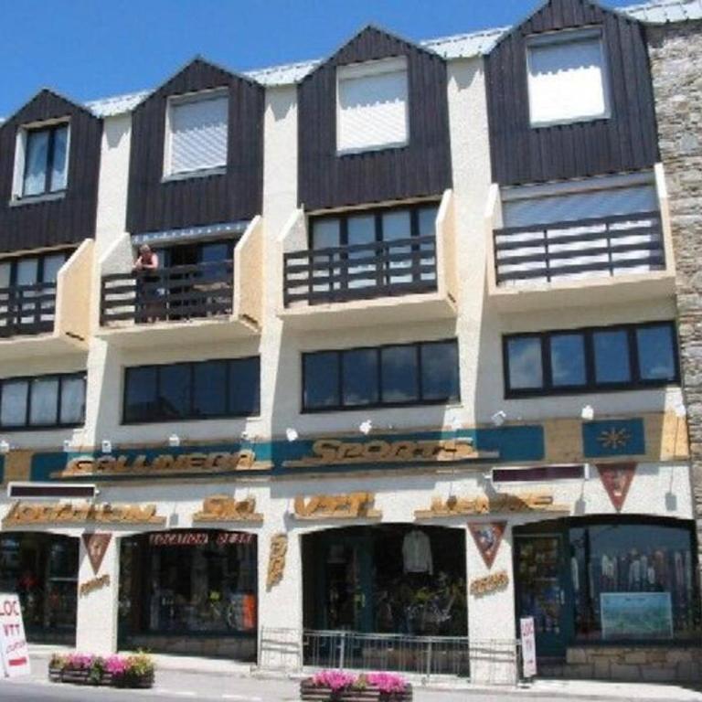 APPARTEMENT F3 2 chambres DUPLEX CENTRE-VILLE FONT-ROMEU - Appartement 2 Chambres - 3