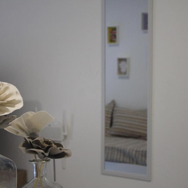 Dpto Panorámico con cochera Polo gastronómico Güemes - Nueva Córdoba Excelente Acceso -Seguridad 24 hs Terraza y asadores!! Sin gastos adicionales - Apartamento de 1 dormitorio - 81