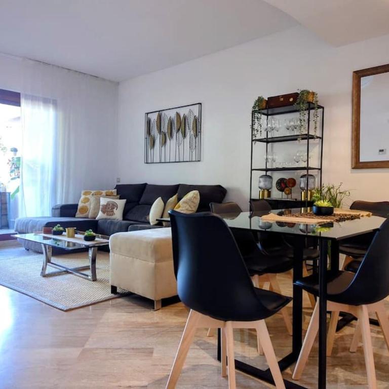 Noray Playa seafront, San Pedro de Alcantara - Two-Bedroom Apartment - 8