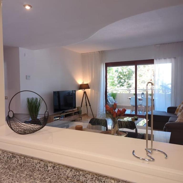 Noray Playa seafront, San Pedro de Alcantara - Two-Bedroom Apartment - 12