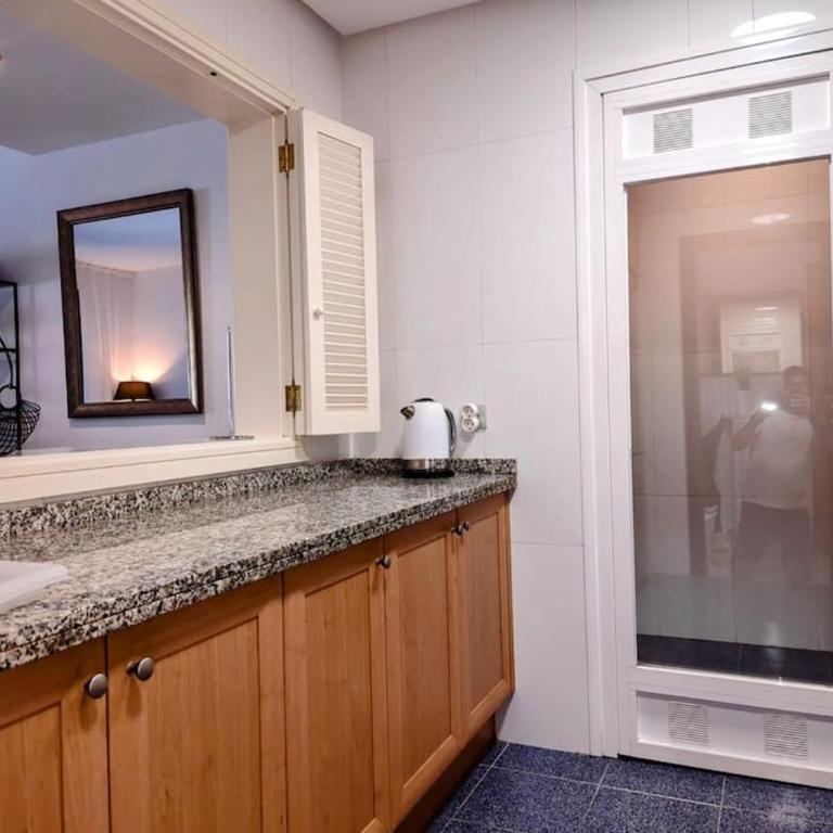 Noray Playa seafront, San Pedro de Alcantara - Two-Bedroom Apartment - 18