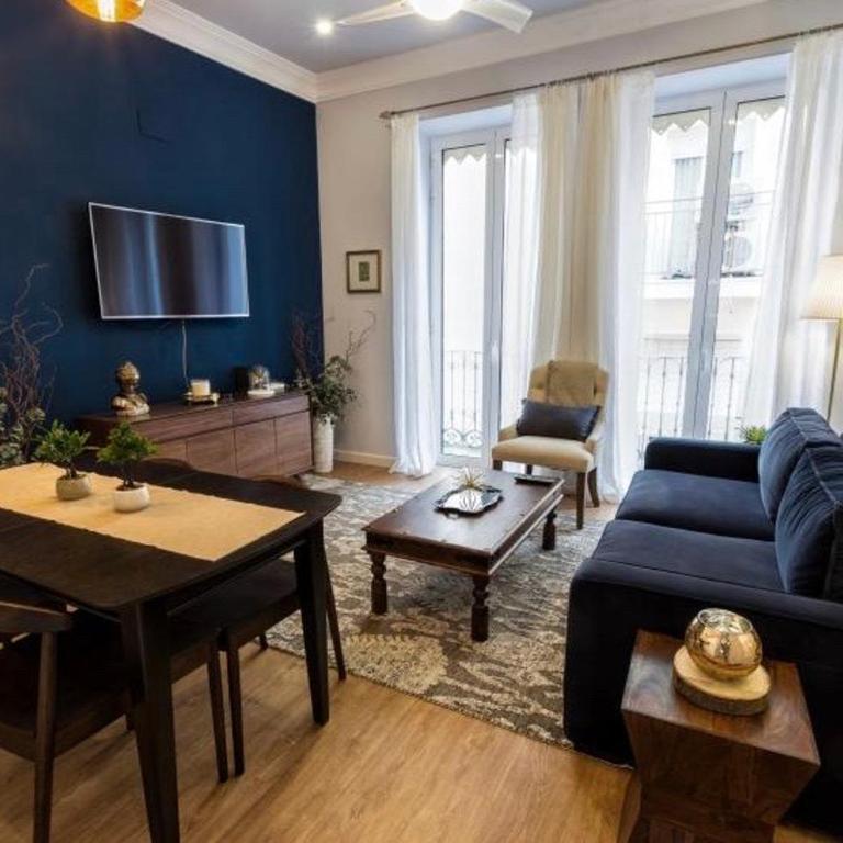 Lovely Barrio Apartment - Two-Bedroom Apartment - 1
