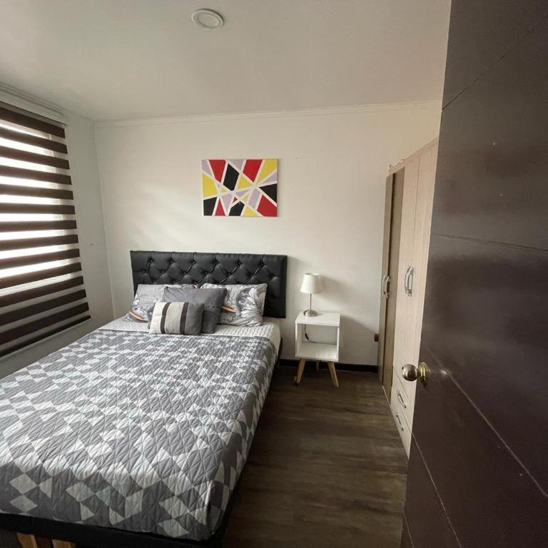 Amplia Casa en Condominio - Four-Bedroom House - 9