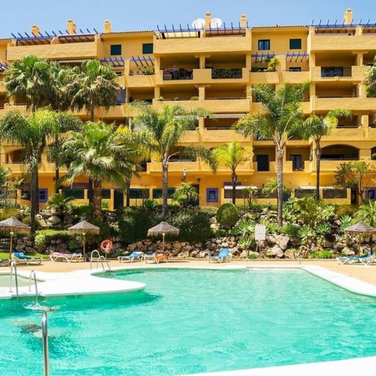 Contemporary, luxury living in the best location - Apartamento de 3 dormitorios - 27
