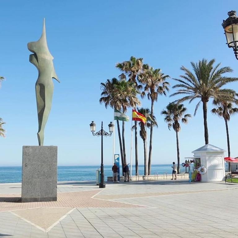 Contemporary, luxury living in the best location - Apartamento de 3 dormitorios - 34