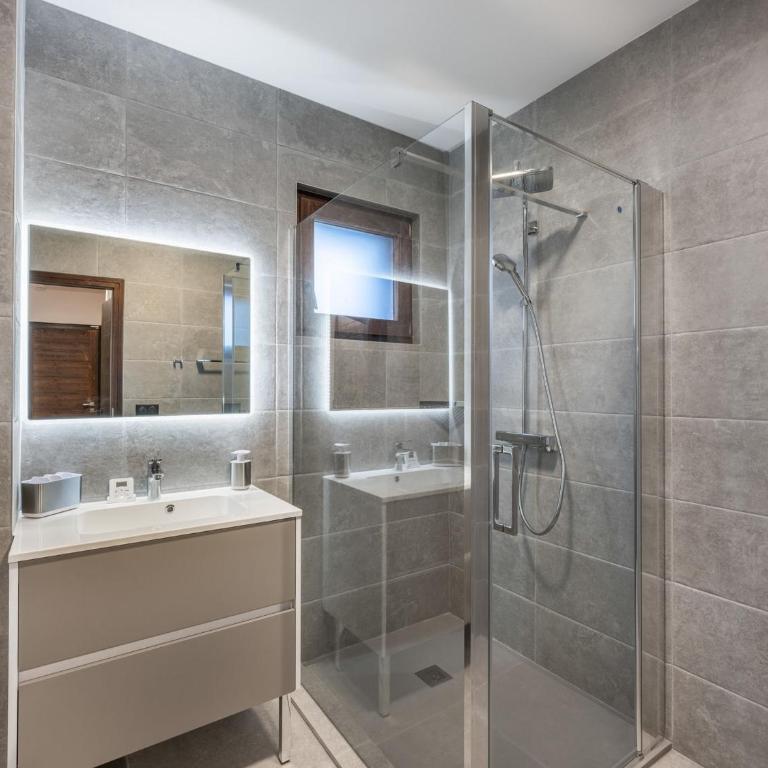 Appartement lumineux près des pistes avec parking, animaux admis - FR-1-569-138 - Appartement - 7
