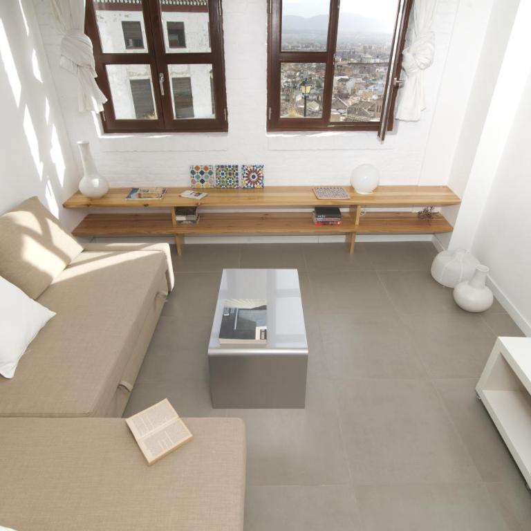 Smart Suites Albaicin - Superior Apartment with Terrace and View - 3