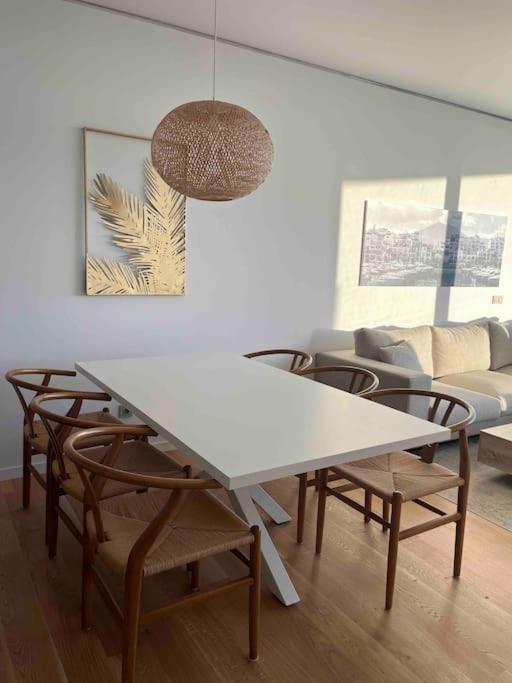 Luxe Coast Views-Reserva del-Higuerón-Pool & Sea - Two-Bedroom Apartment - 6