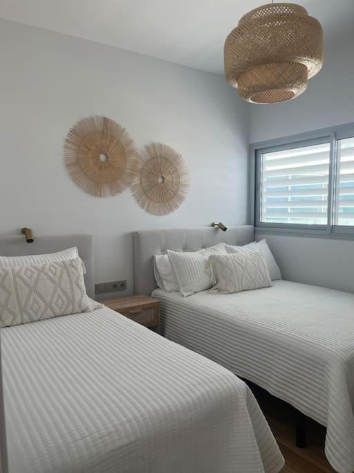 Luxe Coast Views-Reserva del-Higuerón-Pool & Sea - Two-Bedroom Apartment - 11