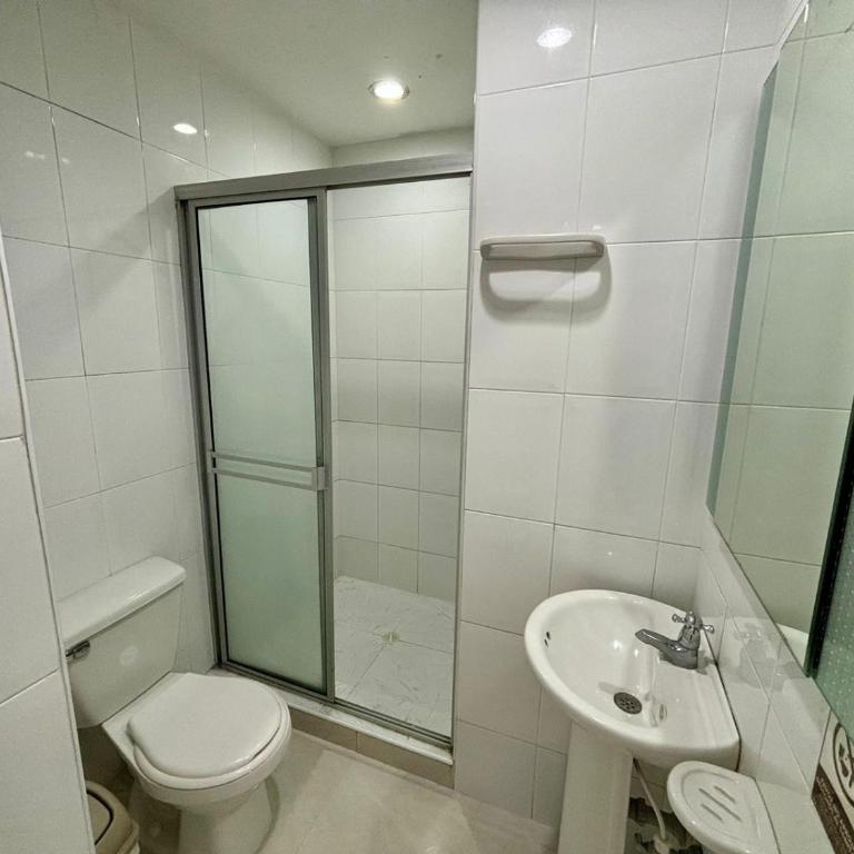 Apartamentos En Edificio Portofino ICDI - Two-Bedroom Apartment - 2