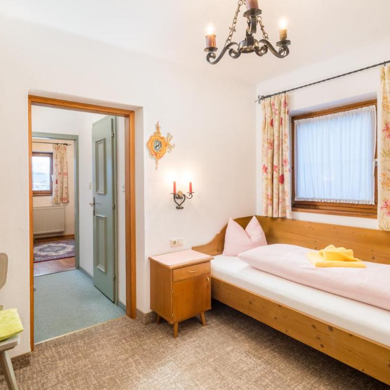 Pension Rainhof - Zweibettzimmer - 2