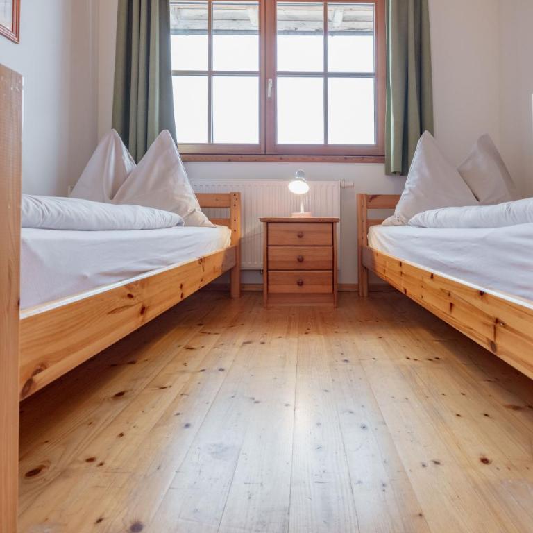 Schullerhof - Apartment mit 2 Schlafzimmern und Balkon - 2