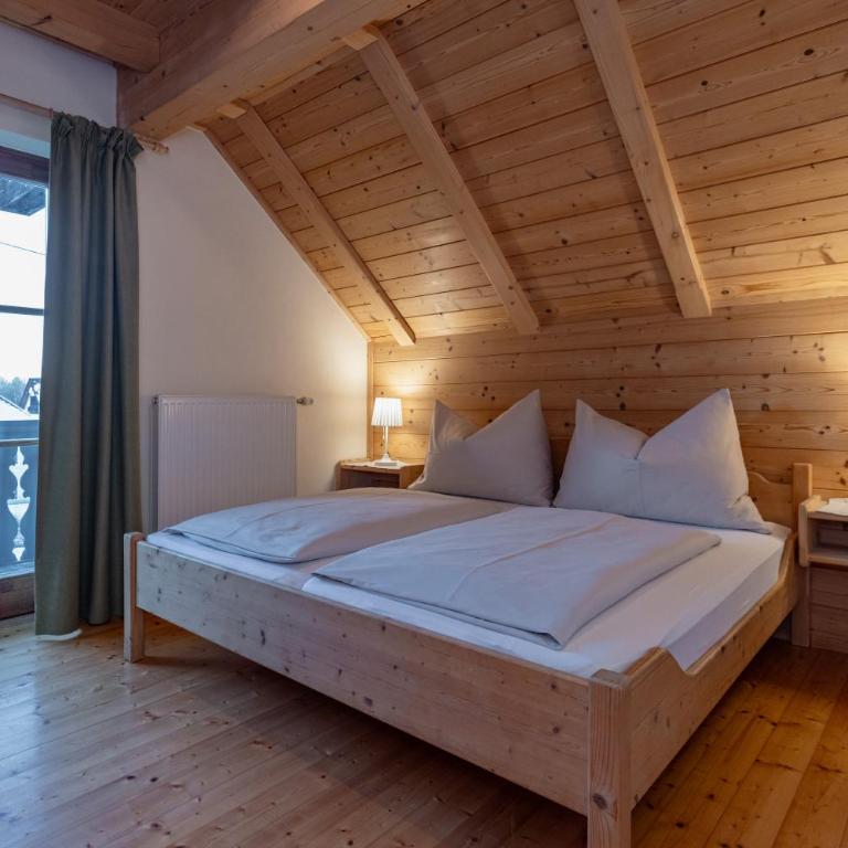 Schullerhof - Familienapartment (2 Erwachsene & 2 Kinder) - 1